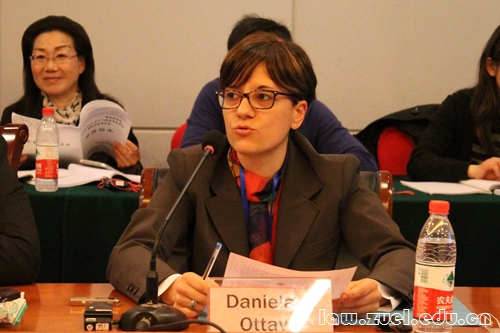 3.Daniela di Ottavio研究员讲解论文.jpg