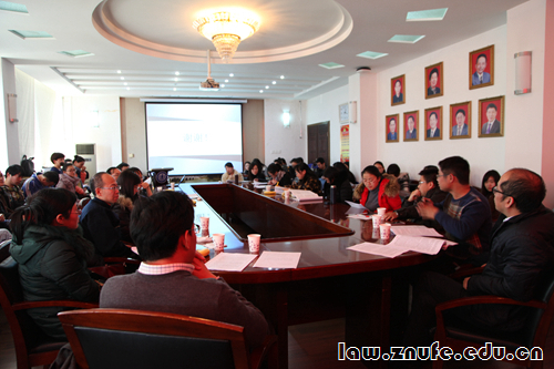 4.讲座全场.JPG