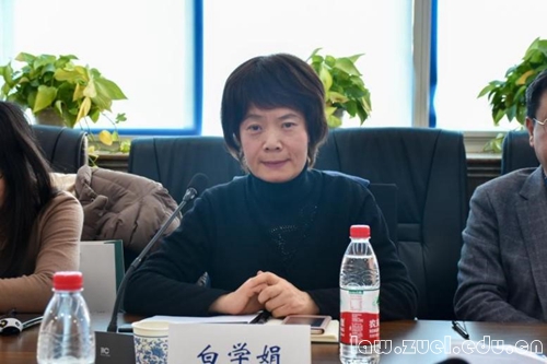 白学娟图书馆书记